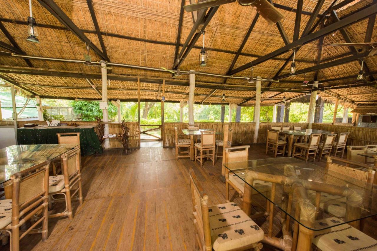 Zizina Otis Resort Гувахати Экстерьер фото